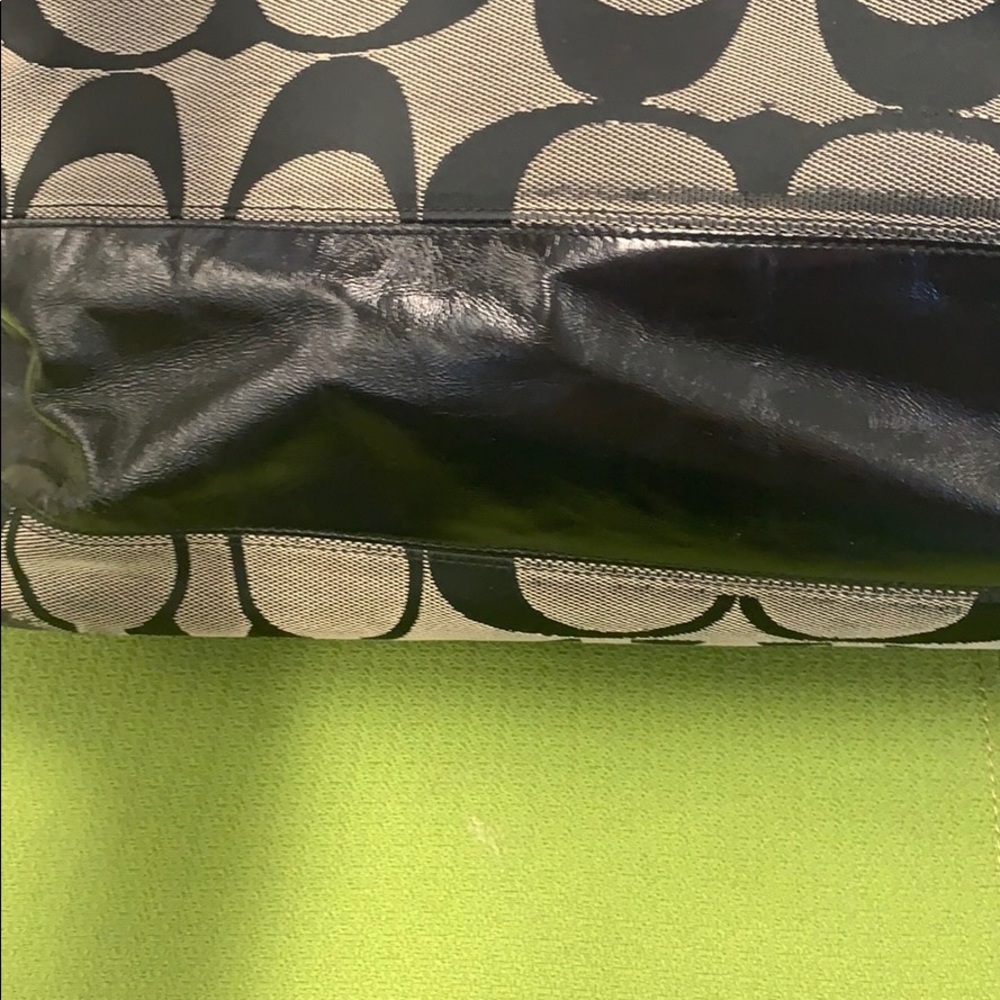 Large Coach Bag - Picture 2 of 7